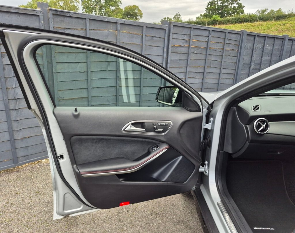 Used Mercedes-Benz GLA 2015 for sale - 76147490: Photo 26