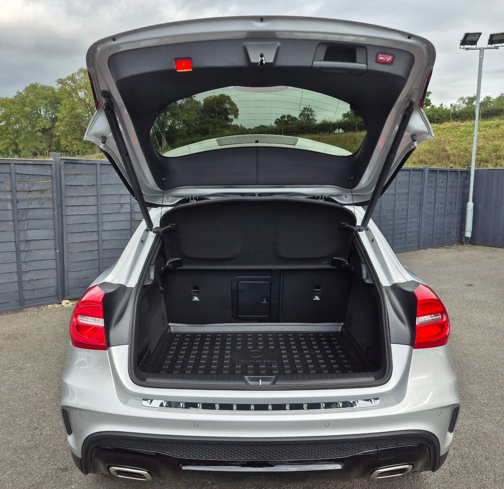 Used Mercedes-Benz GLA 2015 for sale - 76147490: Photo 7