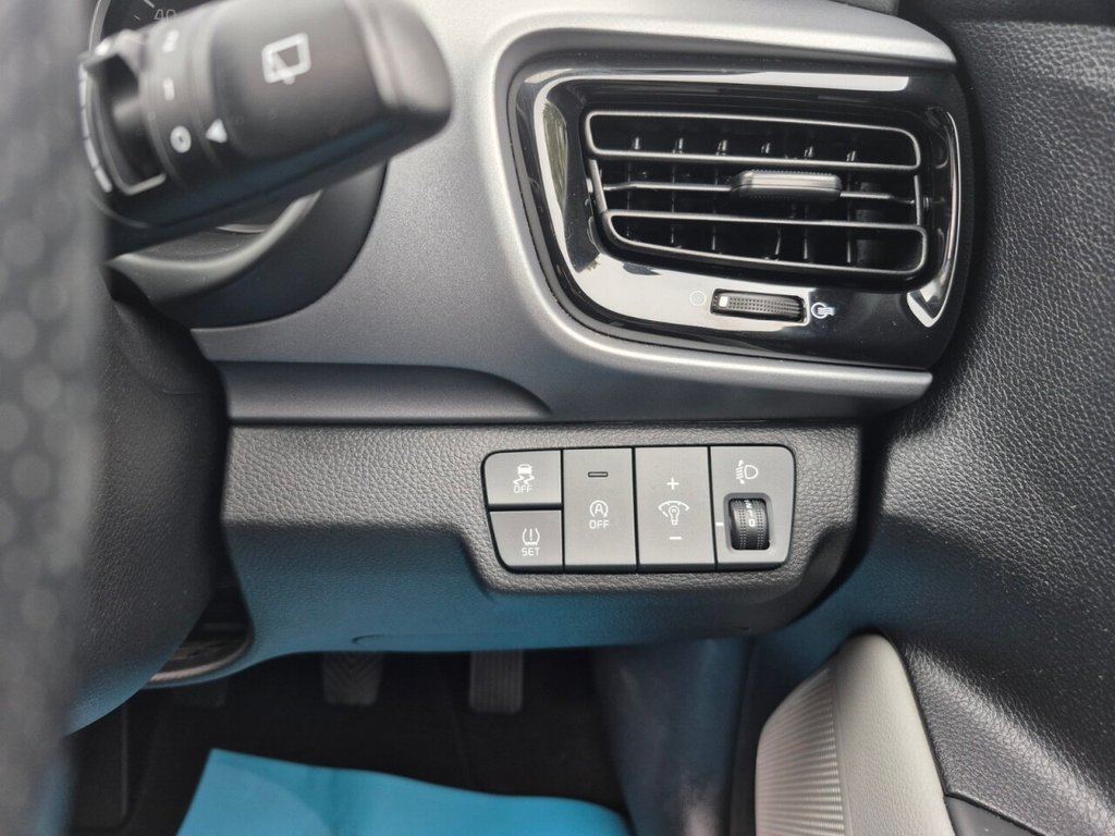 Used Kia Stonic 2020 for sale - 76105829: Photo 27