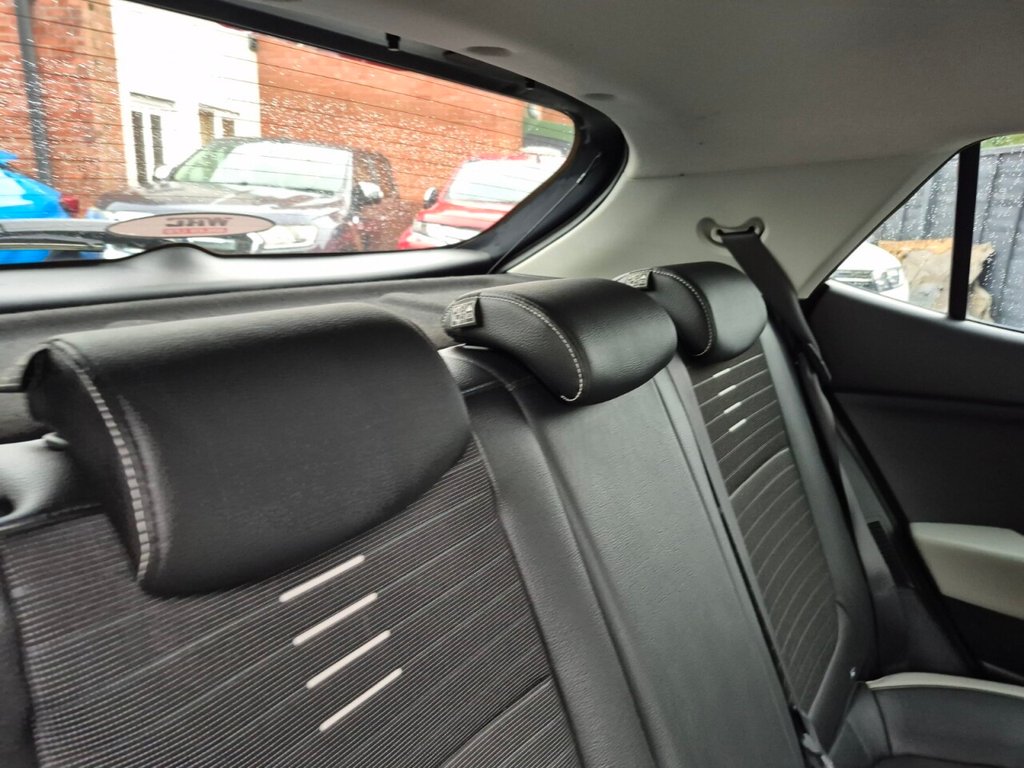 Used Kia Stonic 2020 for sale - 76105829: Photo 35