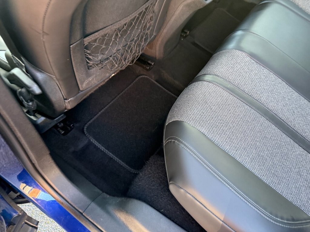 Used Peugeot 3008 2017 for sale - 76631730: Photo 13