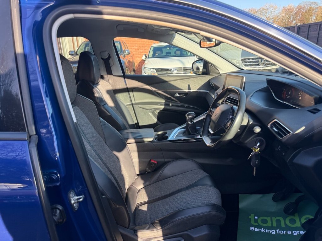 Used Peugeot 3008 2017 for sale - 76631730: Photo 25