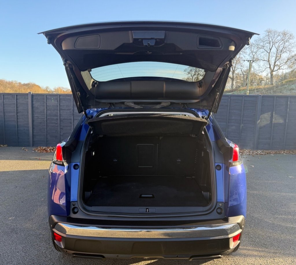 Used Peugeot 3008 2017 for sale - 76631730: Photo 8