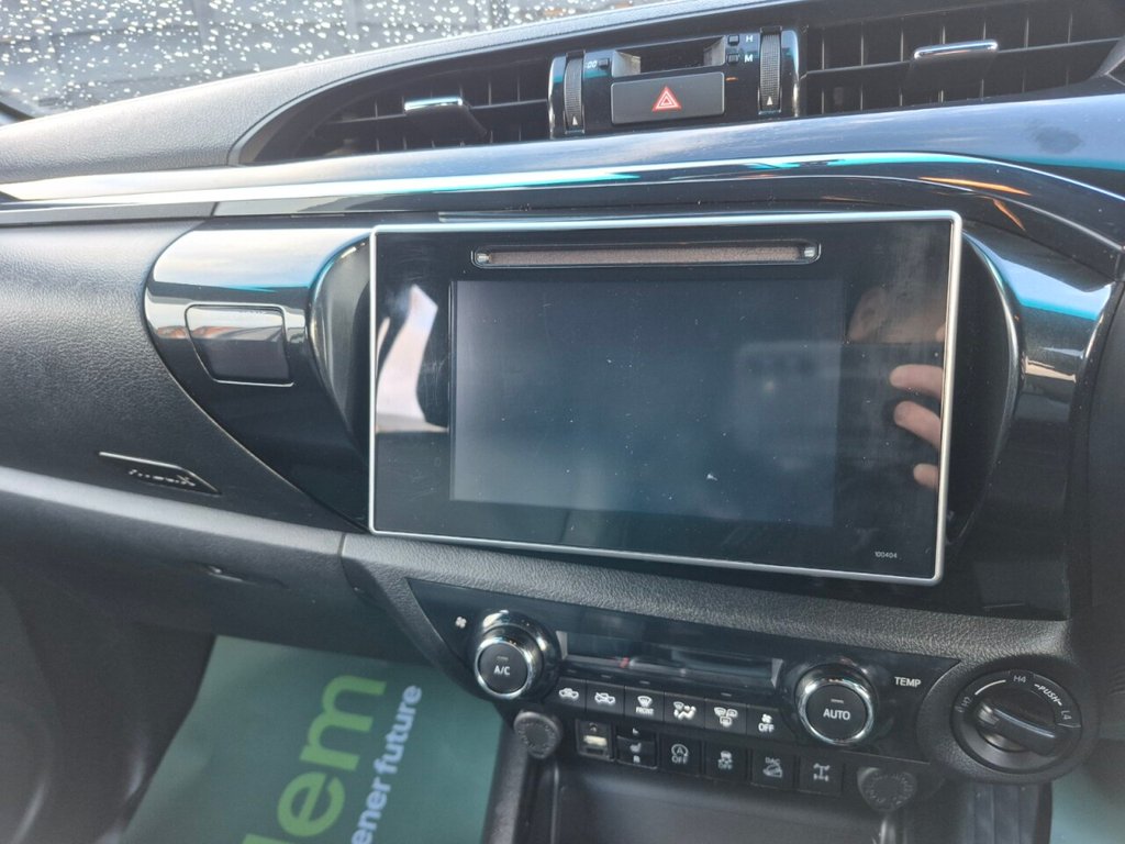 Used Toyota Hilux 2020 for sale - 76509918: Photo 25