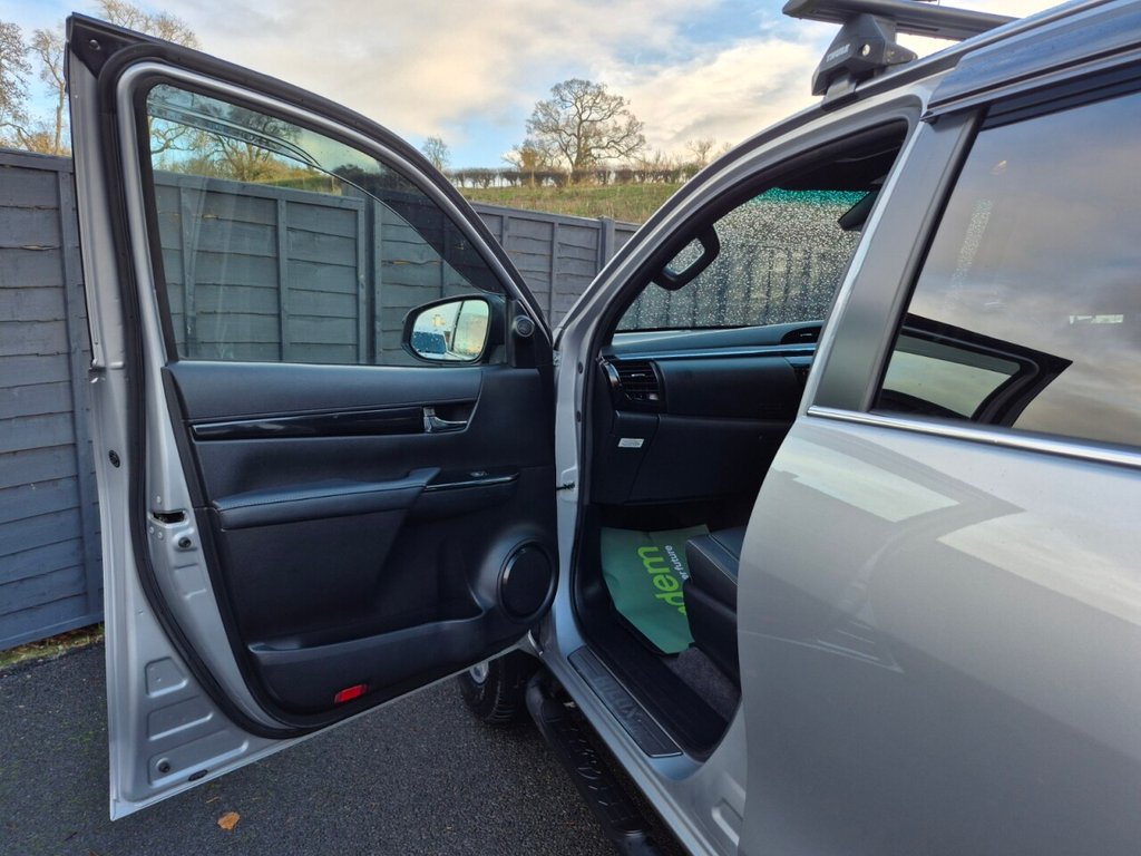 Used Toyota Hilux 2020 for sale - 76509918: Photo 31