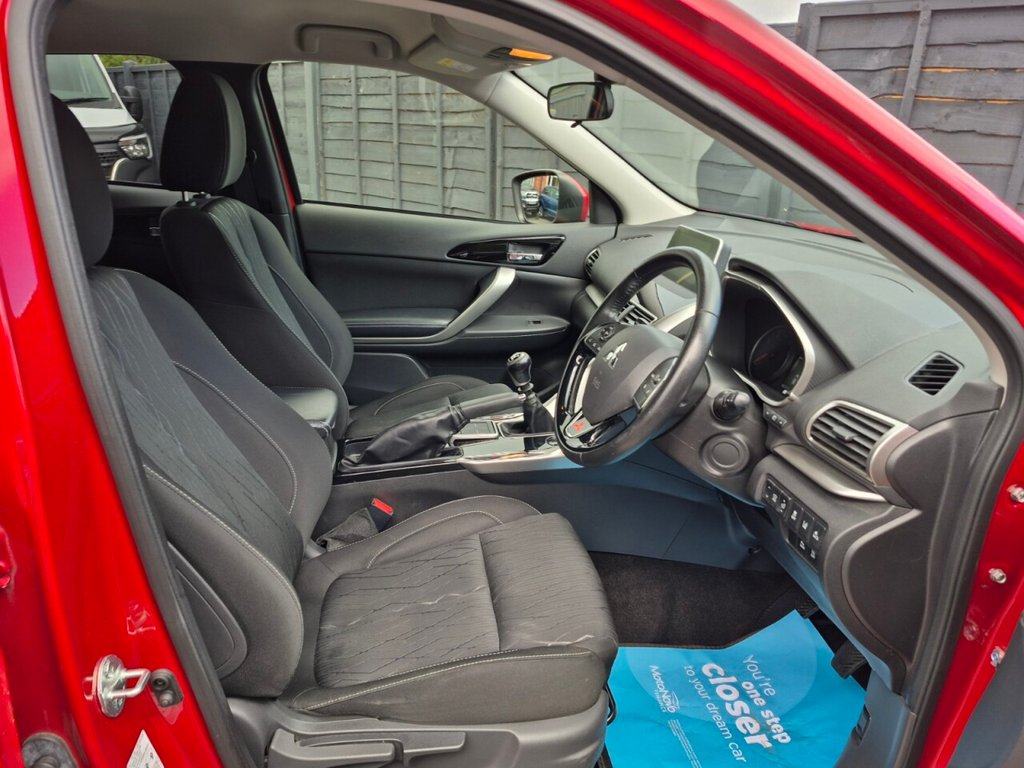 Used Mitsubishi Eclipse Cross 2018 for sale - 76883126: Photo 32