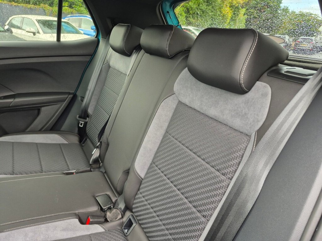 Used Volkswagen T-Cross 2023 for sale - 76962336: Photo 16