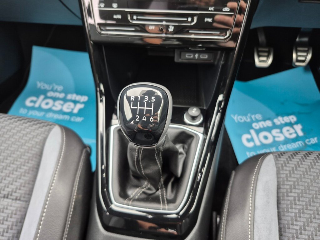 Used Volkswagen T-Cross 2023 for sale - 76962336: Photo 24