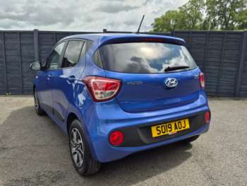 Used Hyundai i10 2019 for sale - 75033114: Photo