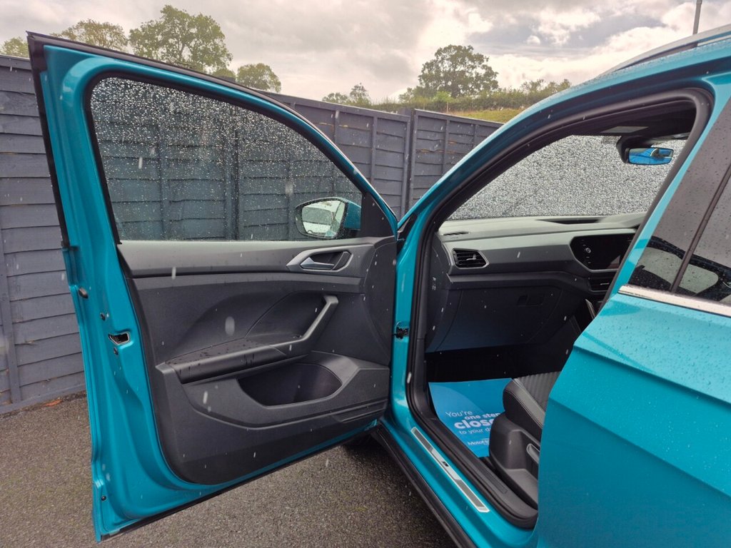 Used Volkswagen T-Cross 2023 for sale - 75923586: Photo 32