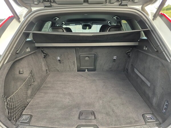 Used Volvo XC60 2017 for sale - 76255952: Photo 14