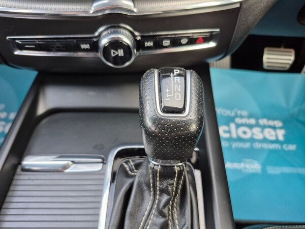 Used Volvo XC60 2017 for sale - 76255952: Photo 26