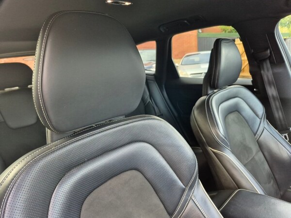 Used Volvo XC60 2017 for sale - 76255952: Photo 40