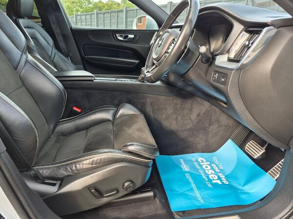 Used Volvo XC60 2017 for sale - 76255952: Photo 41