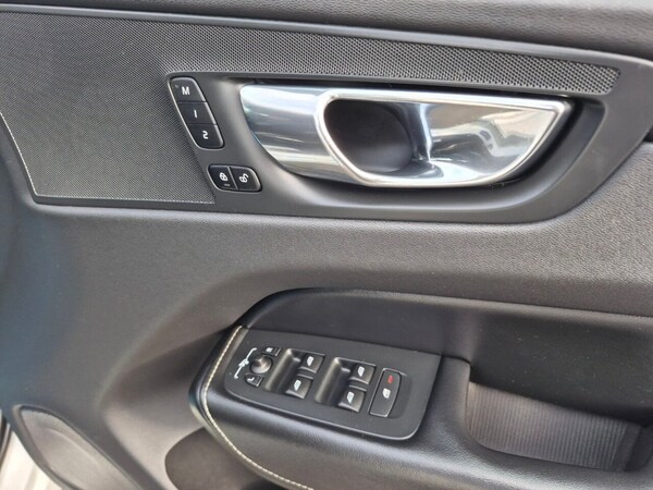 Used Volvo XC60 2017 for sale - 76255952: Photo 42
