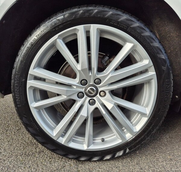 Used Volvo XC60 2017 for sale - 76255952: Photo 46