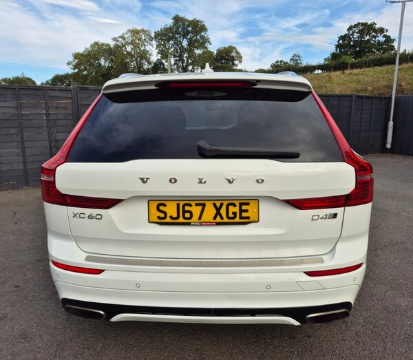 Used Volvo XC60 2017 for sale - 76255952: Photo 7