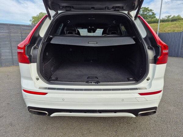 Used Volvo XC60 2017 for sale - 76255952: Photo 9