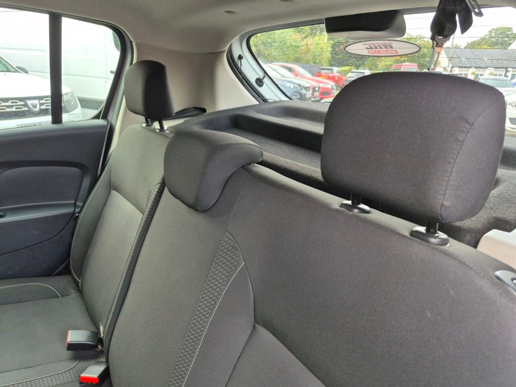 Used Dacia Sandero 2017 for sale - 76203439: Photo 14