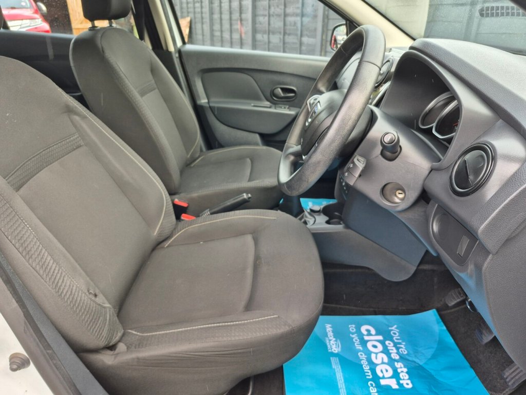 Used Dacia Sandero 2017 for sale - 76203439: Photo 31