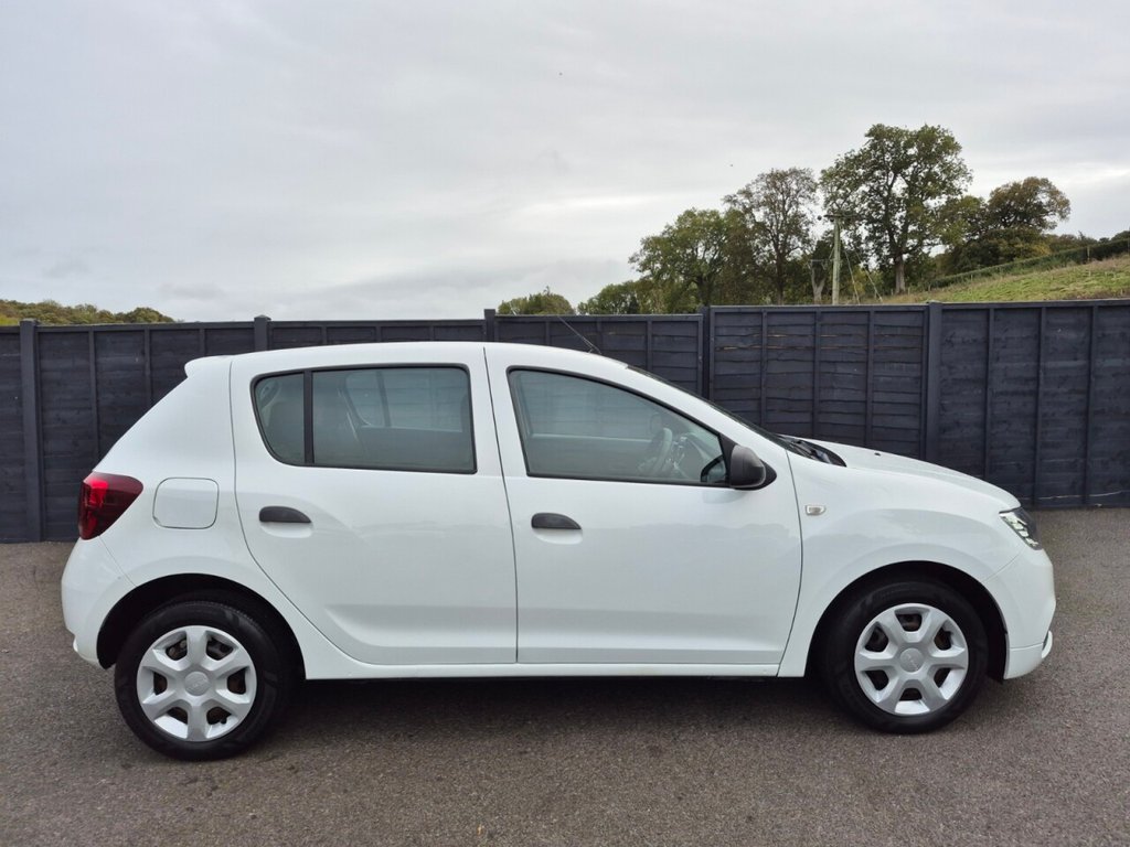 Used Dacia Sandero 2017 for sale - 76203439: Photo 5