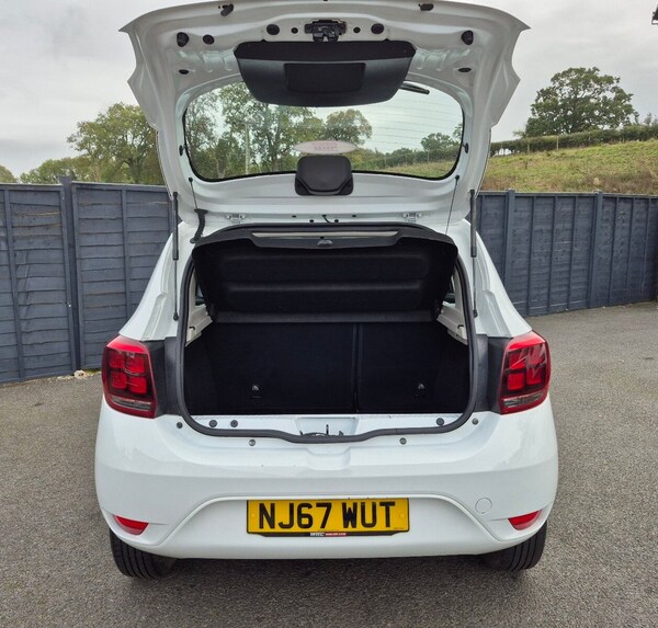 Used Dacia Sandero 2017 for sale - 76203439: Photo 8