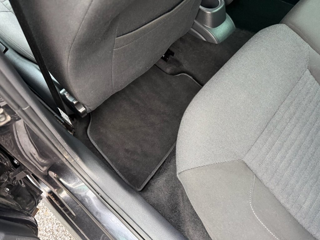 Used Volkswagen Polo 2011 for sale - 77111262: Photo 15