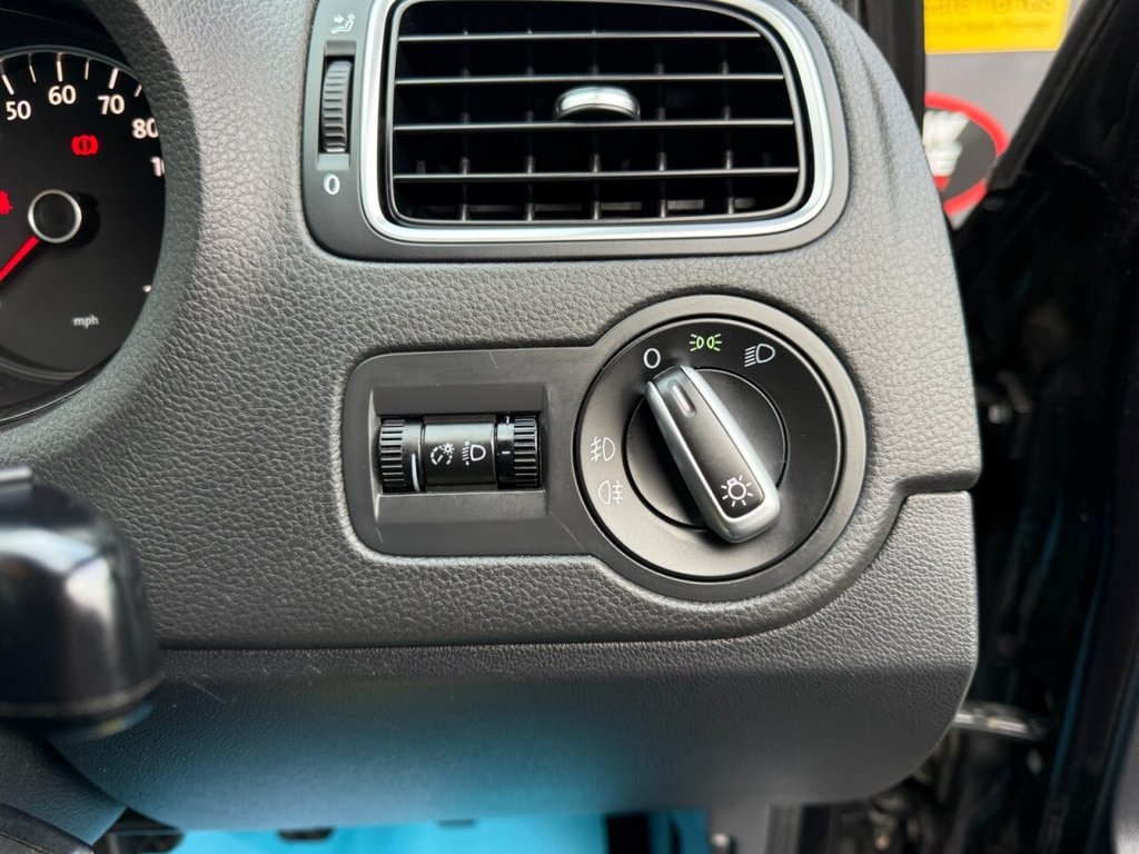 Used Volkswagen Polo 2011 for sale - 77111262: Photo 31