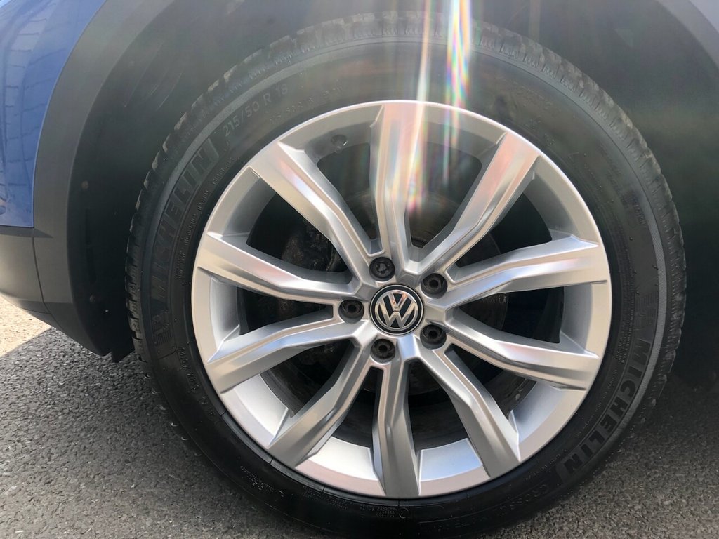 Used Volkswagen T-Roc 2019 for sale - 76535666: Photo 28