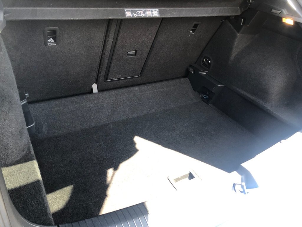 Used Volkswagen T-Roc 2019 for sale - 76535666: Photo 8