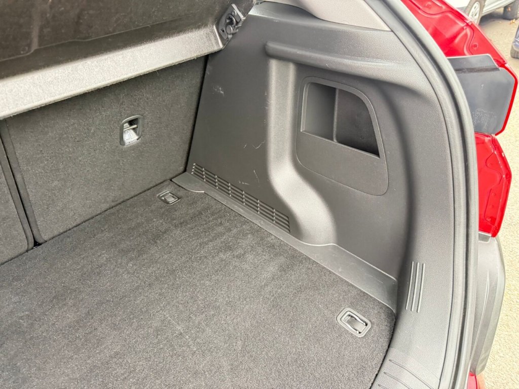 Used Hyundai KONA 2018 for sale - 76250135: Photo 11