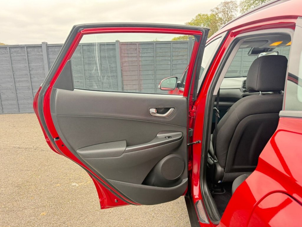 Used Hyundai KONA 2018 for sale - 76250135: Photo 18