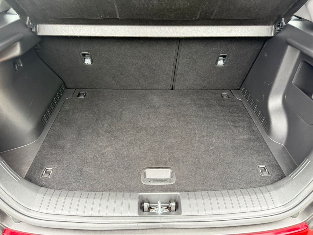 Used Hyundai KONA 2018 for sale - 76250135: Photo 9