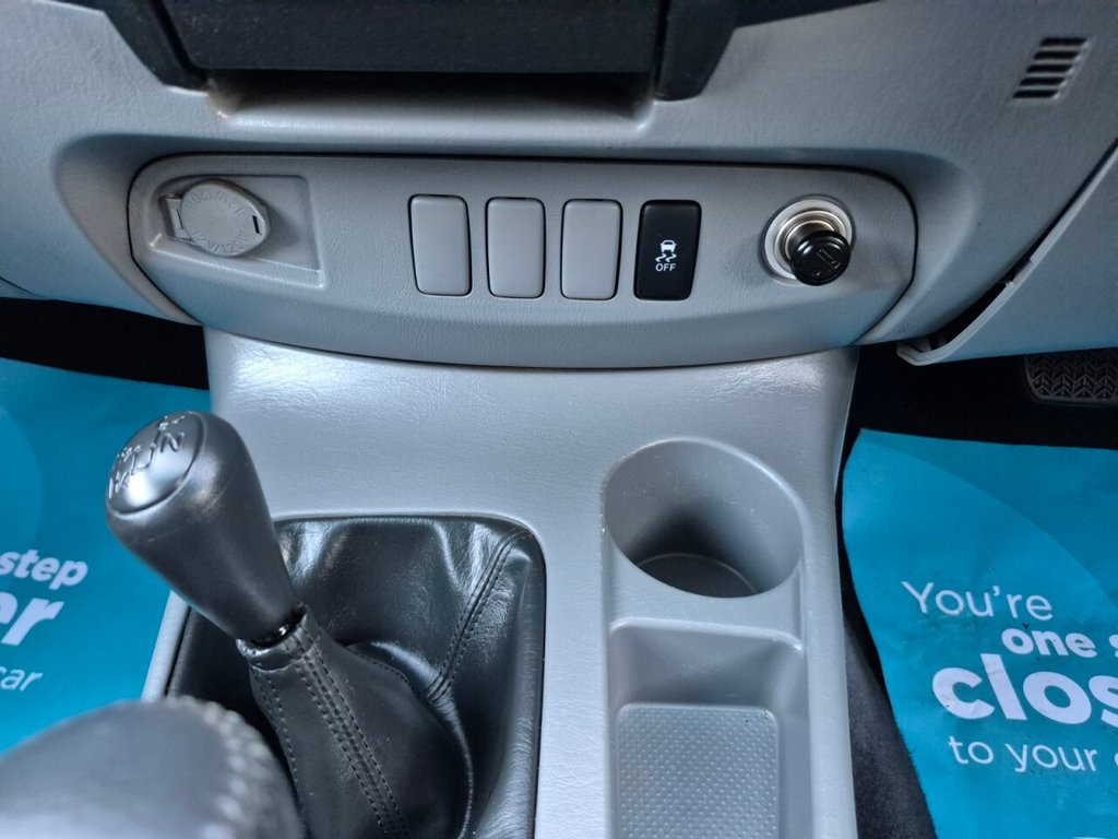 Used Toyota Hilux 2011 for sale - 76642786: Photo 20