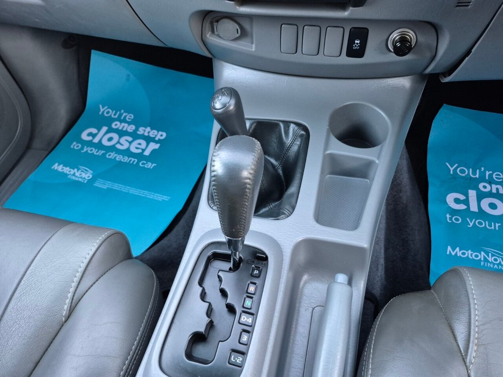 Used Toyota Hilux 2011 for sale - 76642786: Photo 21