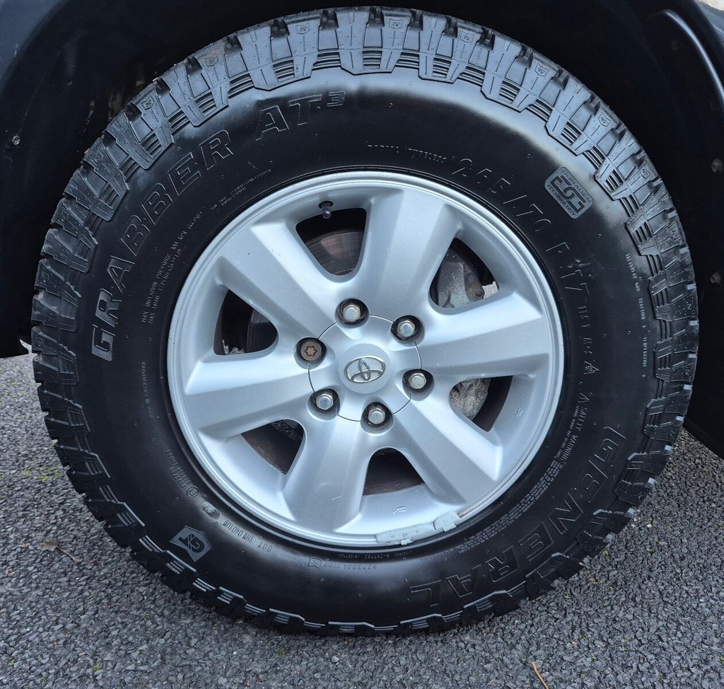 Used Toyota Hilux 2011 for sale - 76642786: Photo 42