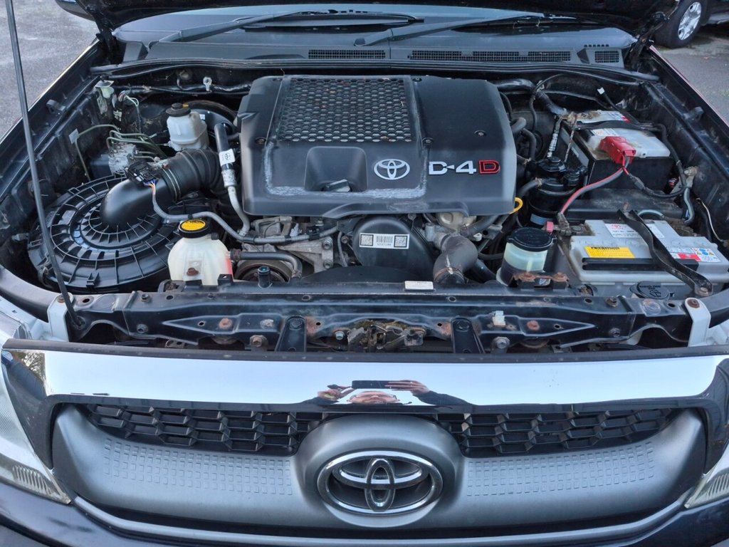 Used Toyota Hilux 2011 for sale - 76642786: Photo 43