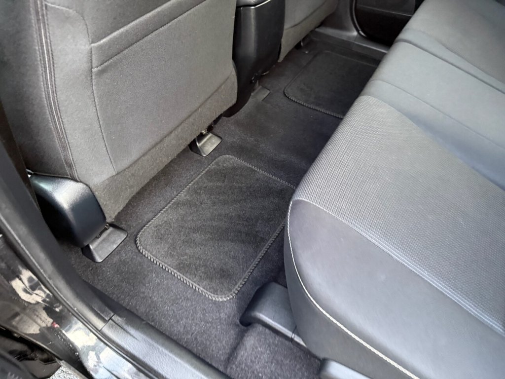 Used Toyota RAV4 2017 for sale - 76841157: Photo 15