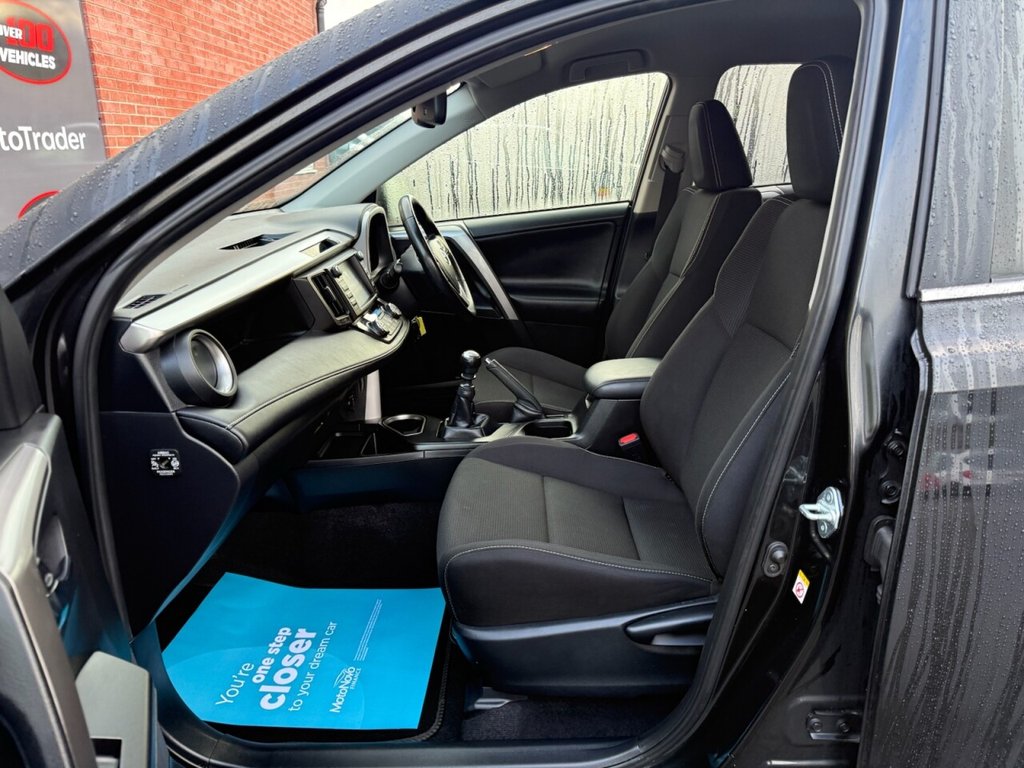 Used Toyota RAV4 2017 for sale - 76841157: Photo 20