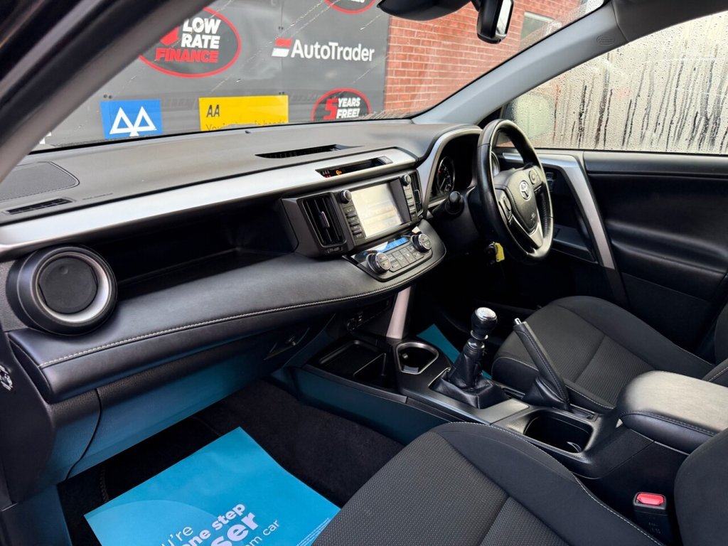 Used Toyota RAV4 2017 for sale - 76841157: Photo 21