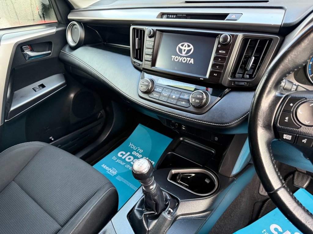 Used Toyota RAV4 2017 for sale - 76841157: Photo 28