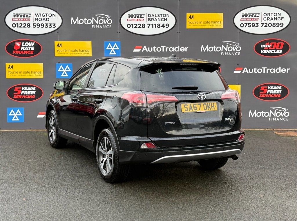 Used Toyota RAV4 2017 for sale - 76841157: Photo 3