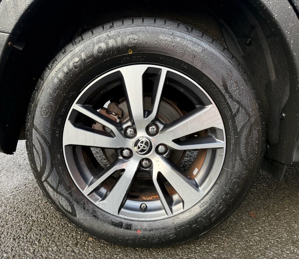 Used Toyota RAV4 2017 for sale - 76841157: Photo 38