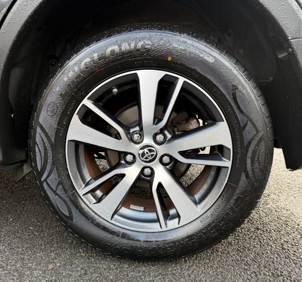 Used Toyota RAV4 2017 for sale - 76841157: Photo 39