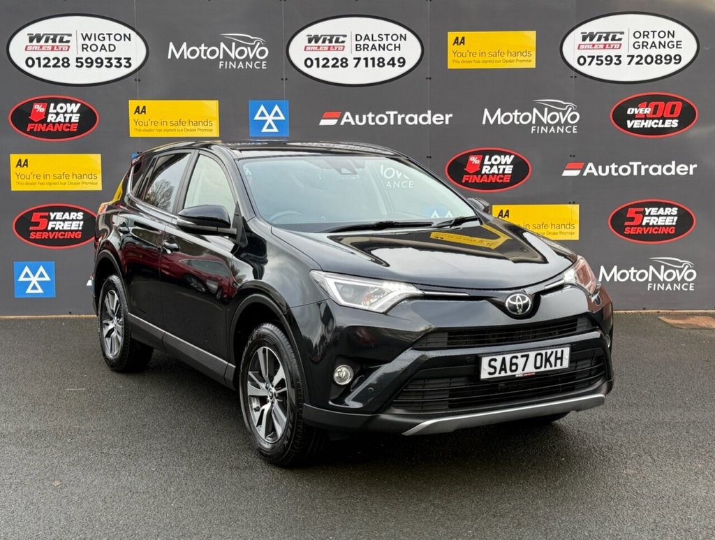 Used Toyota RAV4 2017 for sale - 76841157: Photo 4