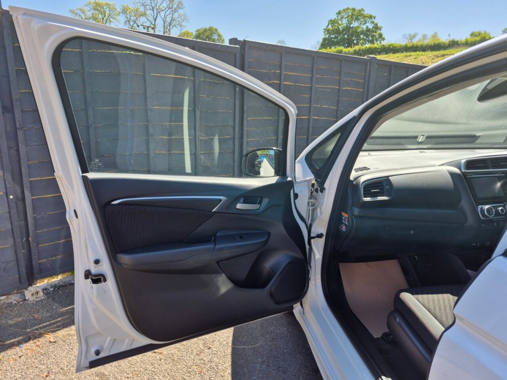 Used Honda Jazz 2019 for sale - 76535602: Photo 24