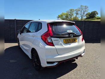 Used Honda Jazz 2019 for sale - 76535602: Photo