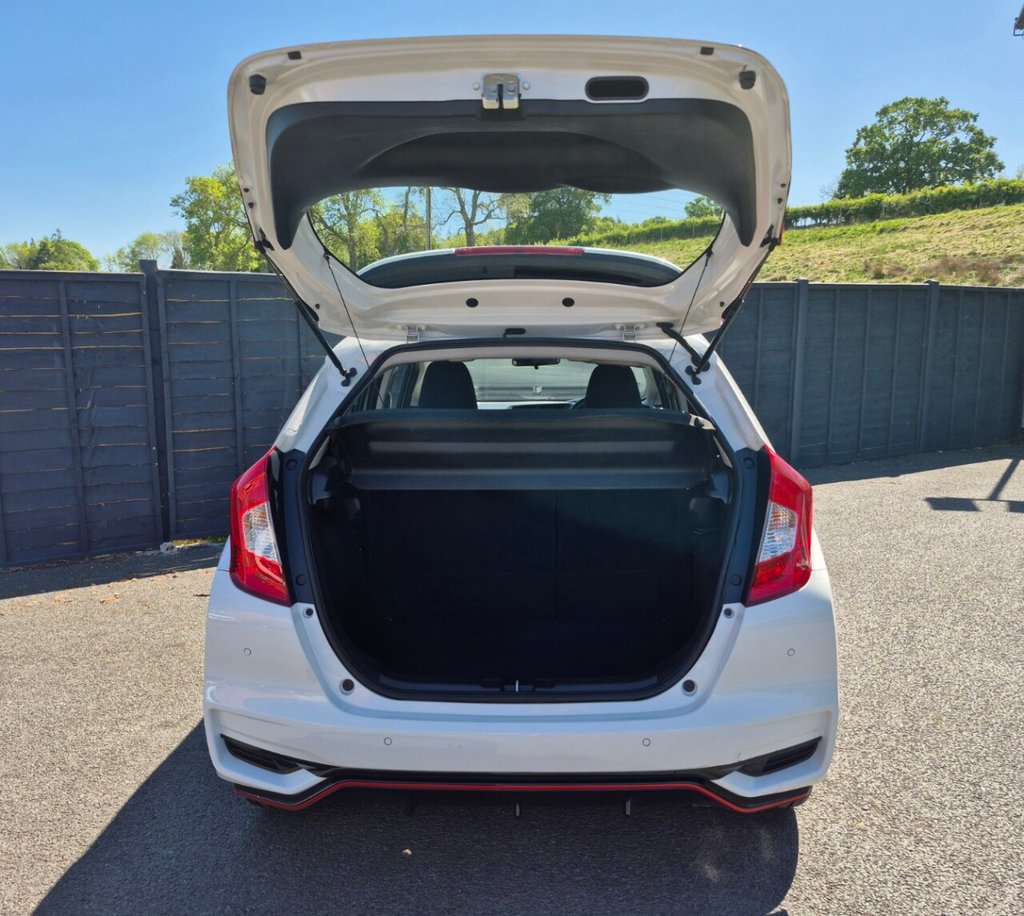 Used Honda Jazz 2019 for sale - 76535602: Photo 8