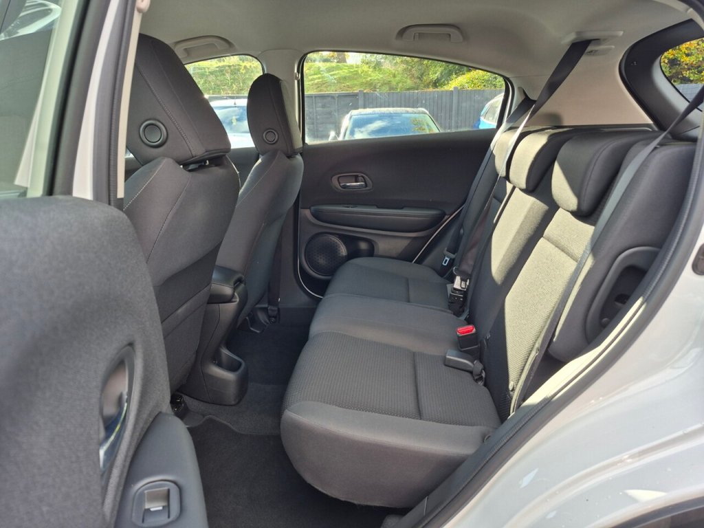 Used Honda HR-V 2020 for sale - 76333537: Photo 14