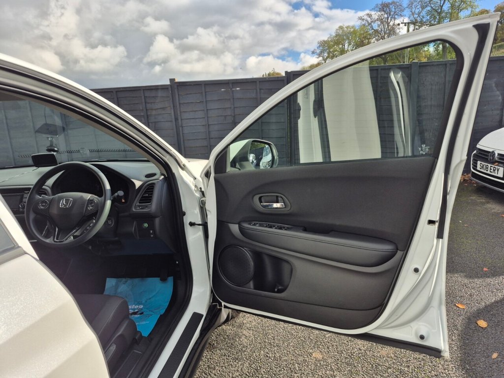 Used Honda HR-V 2020 for sale - 76333537: Photo 33